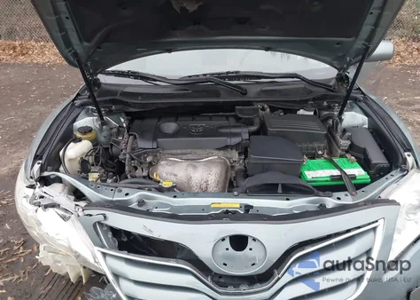 2011 Toyota Camry Le z USA, uszkodzony, nr VIN 4T1BF3EK0BU656743